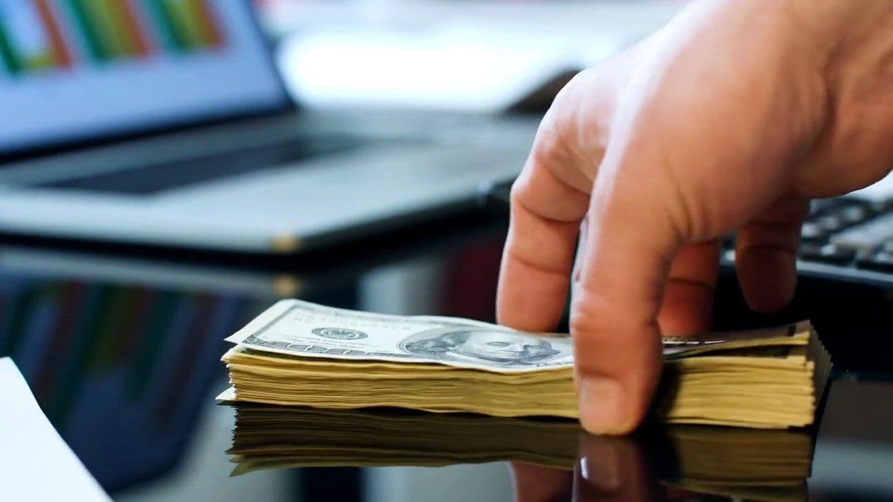 How do you calculate in-hand salary?